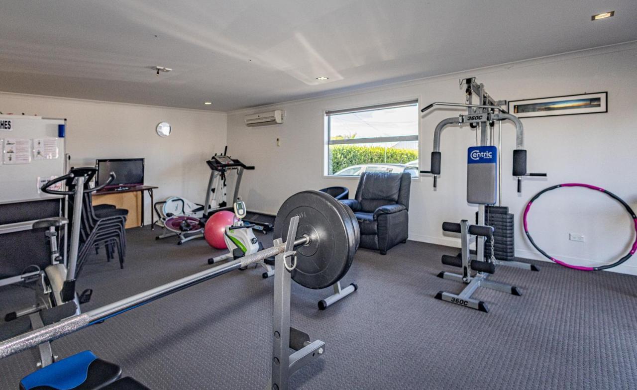 Pukekura Motor Lodge New Plymouth Exteriér fotografie A home gym